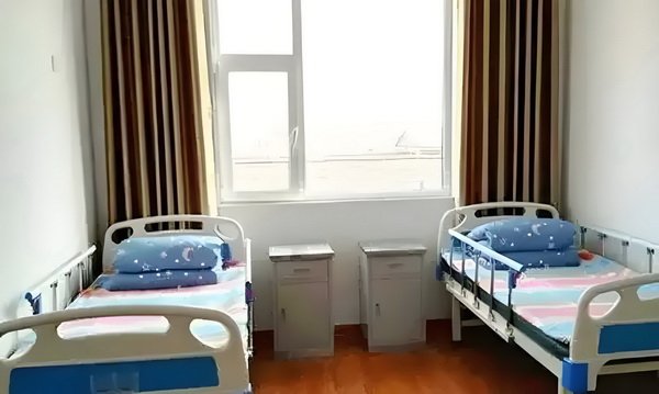 深圳新的入户政策出台_这版超人如何应对特朗普的时代 九如多阅读：何应对特朗城更